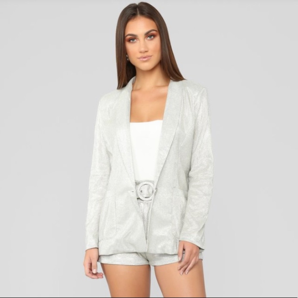 Fashion Nova NATURAL GLOW GLITTER SHORT SET blazer